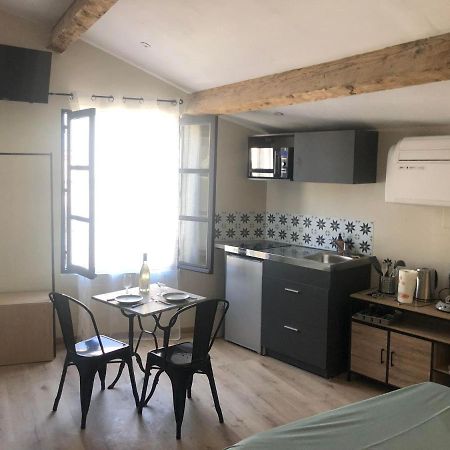 Arles: Studio De La Place Εξωτερικό φωτογραφία