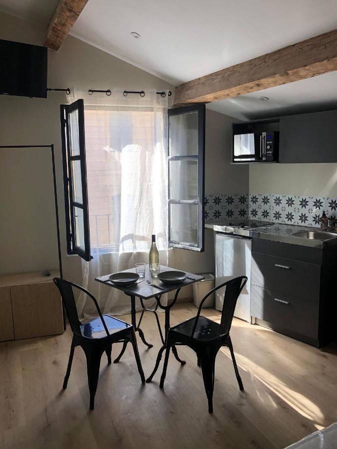 Arles: Studio De La Place Εξωτερικό φωτογραφία